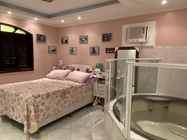Casa com 693m² 5 quartos e 7 banheiros, à venda, no bairro Campo Grande em Rio de Janeiro