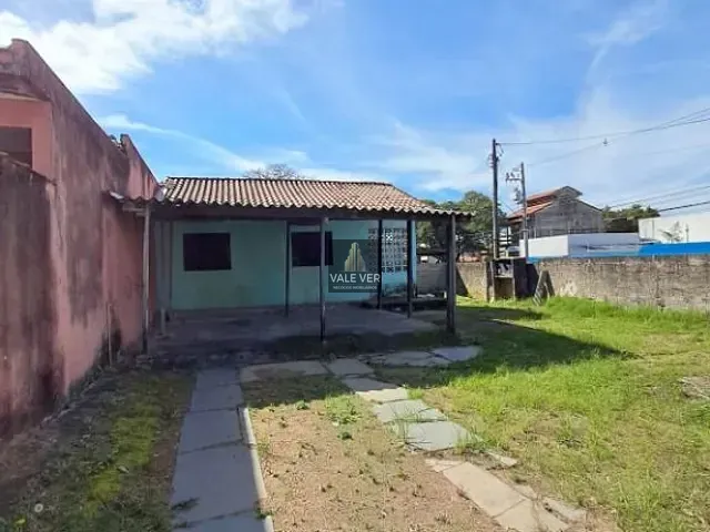Casa com 290m² 2 quartos e 1 banheiro, à venda, no bairro Jardim da Granja em São José dos Campos