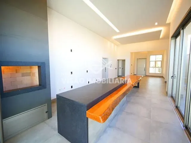 Casa com 360m², à venda, no bairro Residencial Paris em Sinop