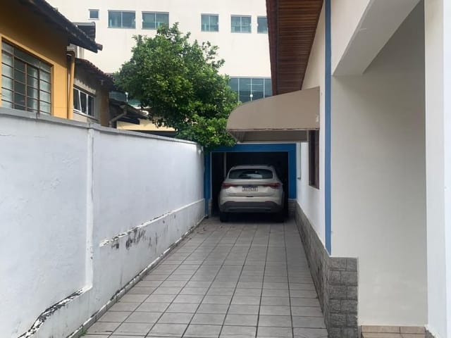 Casa 3 quartos e 2 banheiros, à venda, no bairro Centro em Extrema