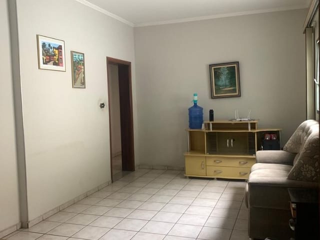 Casa 3 quartos e 2 banheiros, à venda, no bairro Centro em Extrema