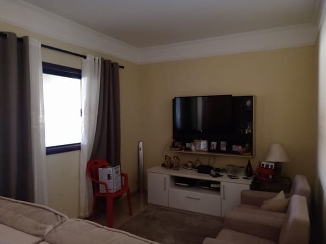 Casa com 125m² 2 quartos e 1 banheiro, à venda, no bairro Jardim Almeida em São João da Boa Vista