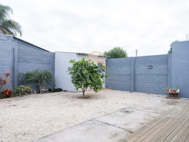 Casa com 300m² 3 quartos e 3 banheiros, à venda, no bairro Três Vendas em Pelotas