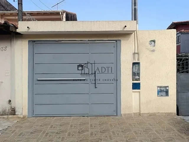 Casa com 250m² 3 quartos e 1 banheiro, à venda, no bairro Jardim Modelo em Mogi das Cruzes