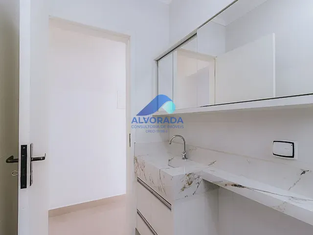 Casa com 125m² 2 quartos e 1 banheiro, à venda, no bairro Jardim das Indústrias em São José dos Campos