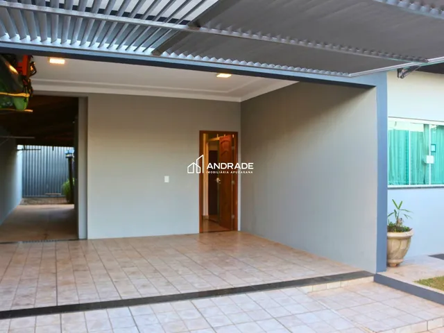 Casa 3 quartos e 3 banheiros, à venda, no bairro Residencial Araucária em Apucarana