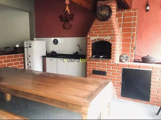 Casa com 275m² 4 quartos e 3 banheiros, à venda, no bairro Jardim Vânia Maria em Bauru