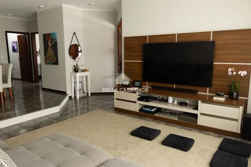 Casa à venda com 3 quartos, 178m² - Foto 4