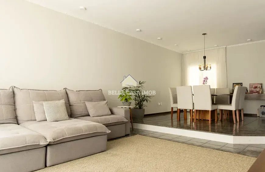 Casa à venda com 3 quartos, 178m² - Foto 3