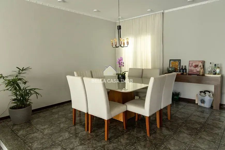 Casa à venda com 3 quartos, 178m² - Foto 5