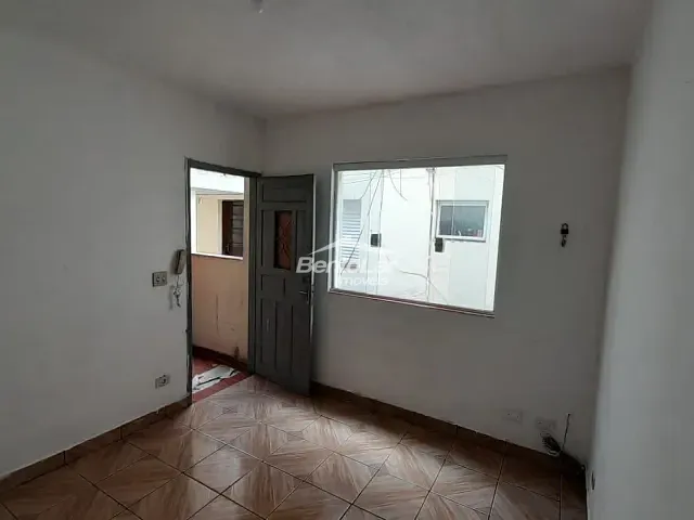 Casa com 45m² 1 quarto e 1 banheiro, para alugar, no bairro Vila Invernada em São Paulo
