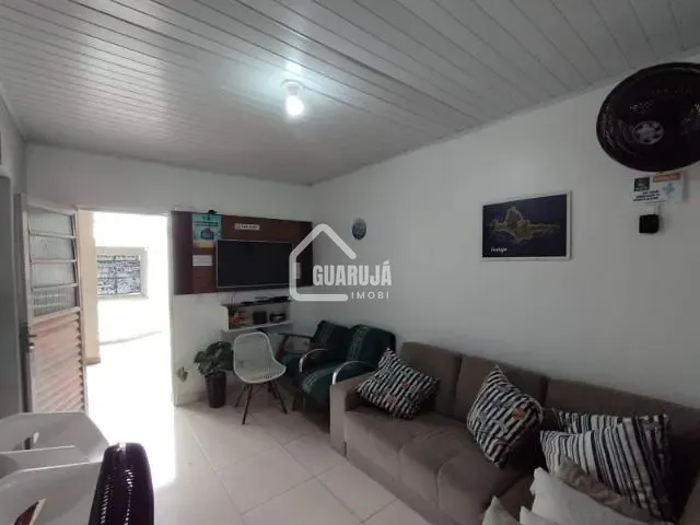 Casa 1 quarto e 1 banheiro, à venda, no bairro Jardim Virgínia em Guarujá