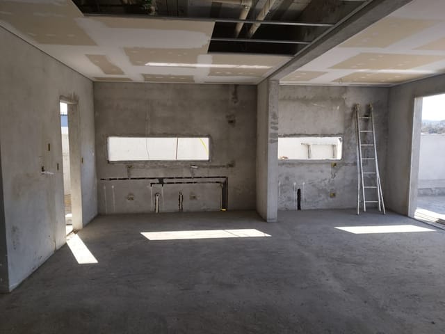 Casa 3 quartos e 2 banheiros, à venda, no bairro Cézar de Souza em Mogi das Cruzes