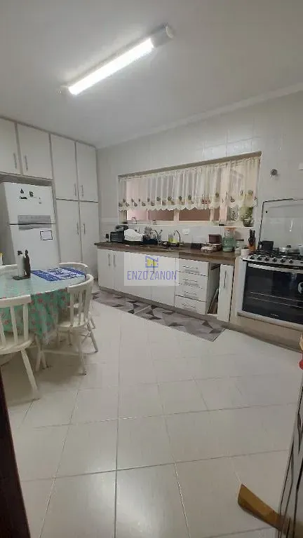 Casa, 3 quartos, 203 m² - Foto 10