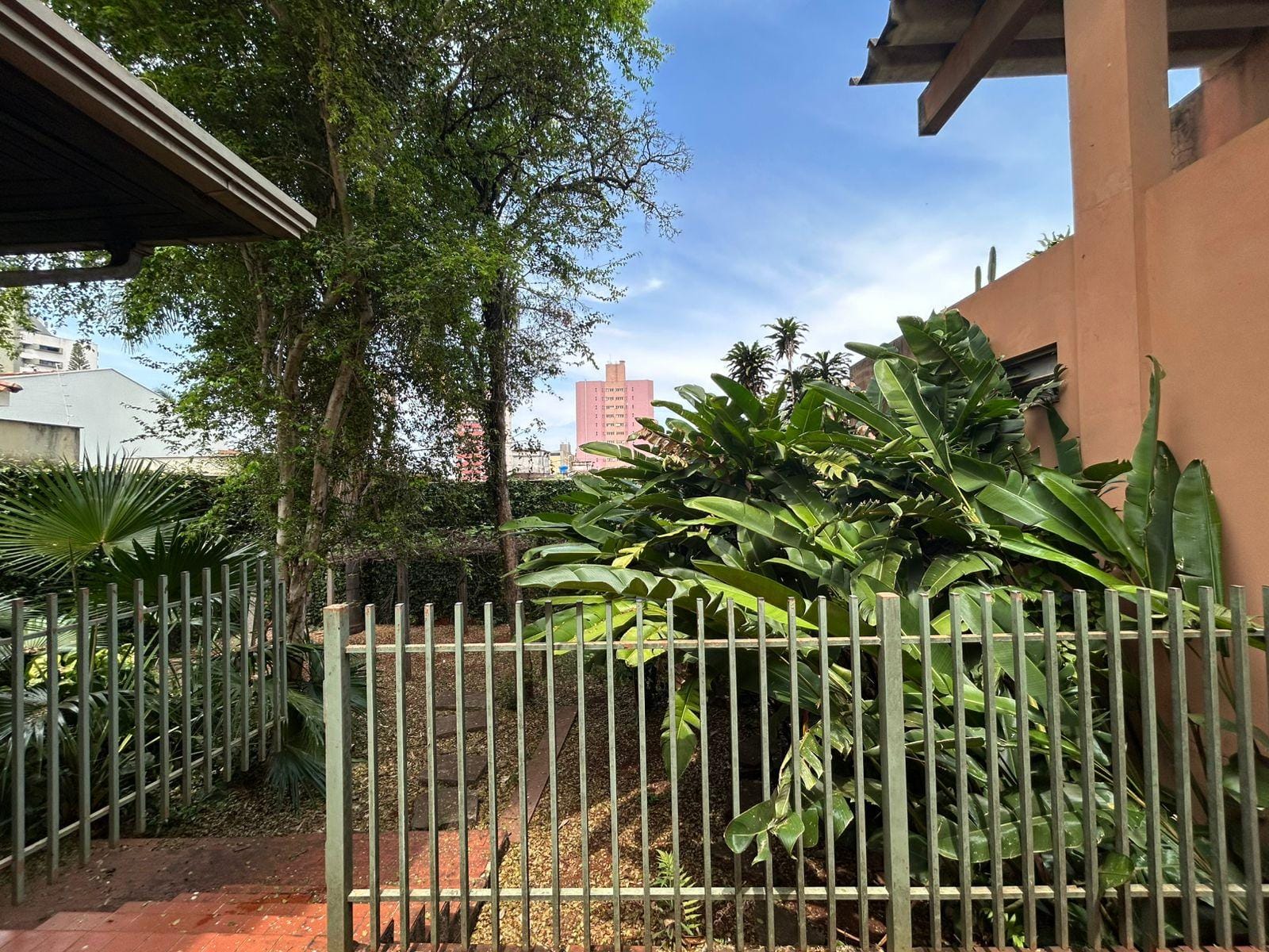 Casa, 1 quarto, 250 m² - Foto 33