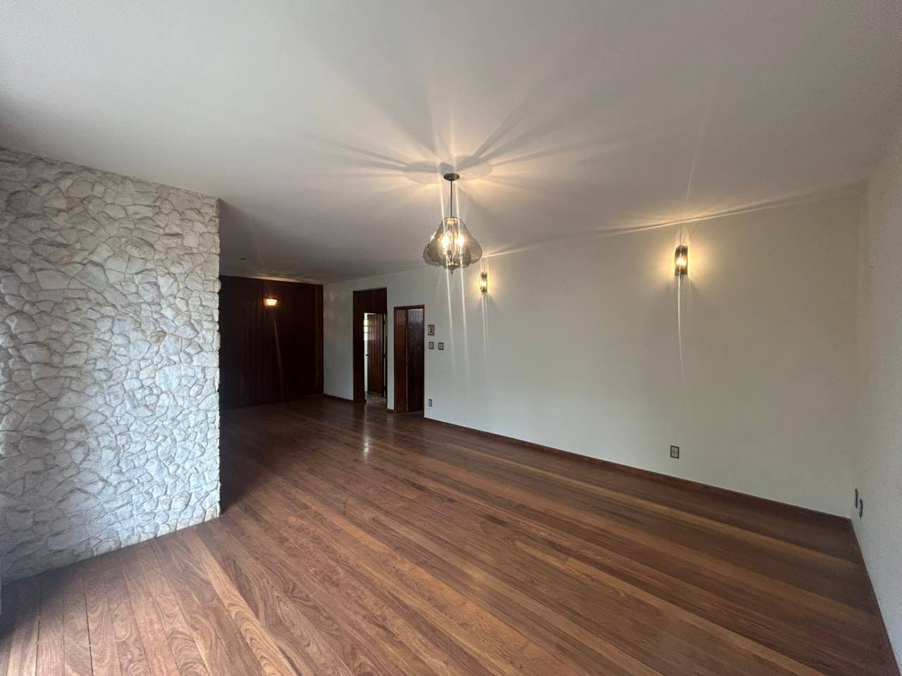 Casa, 1 quarto, 250 m² - Foto 7