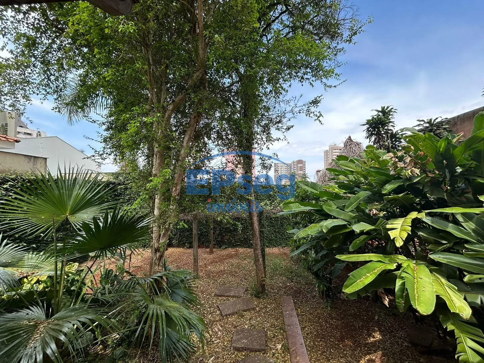 Casa, 1 quarto, 250 m² - Foto 32