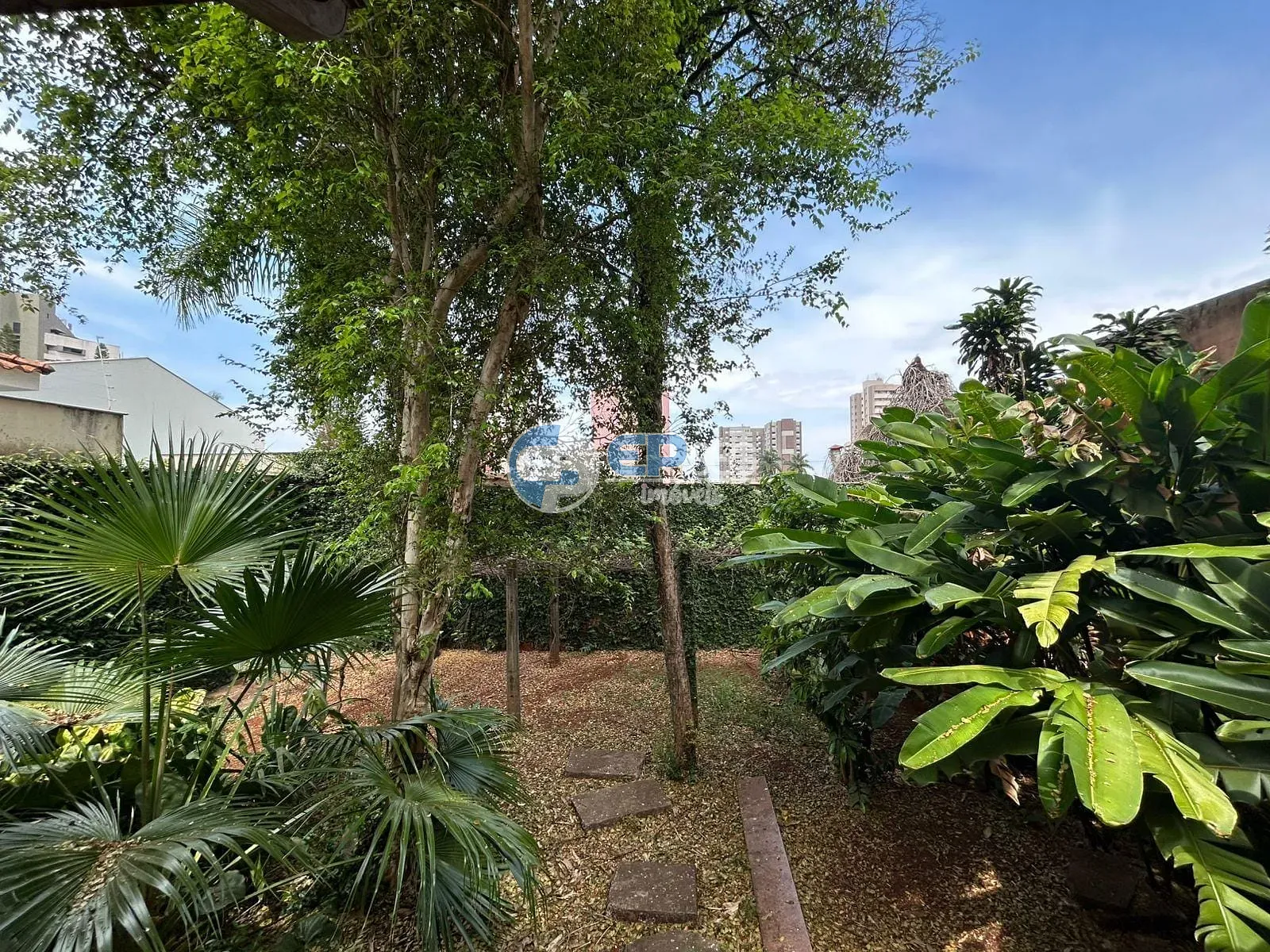 Casa, 1 quarto, 250 m² - Foto 32