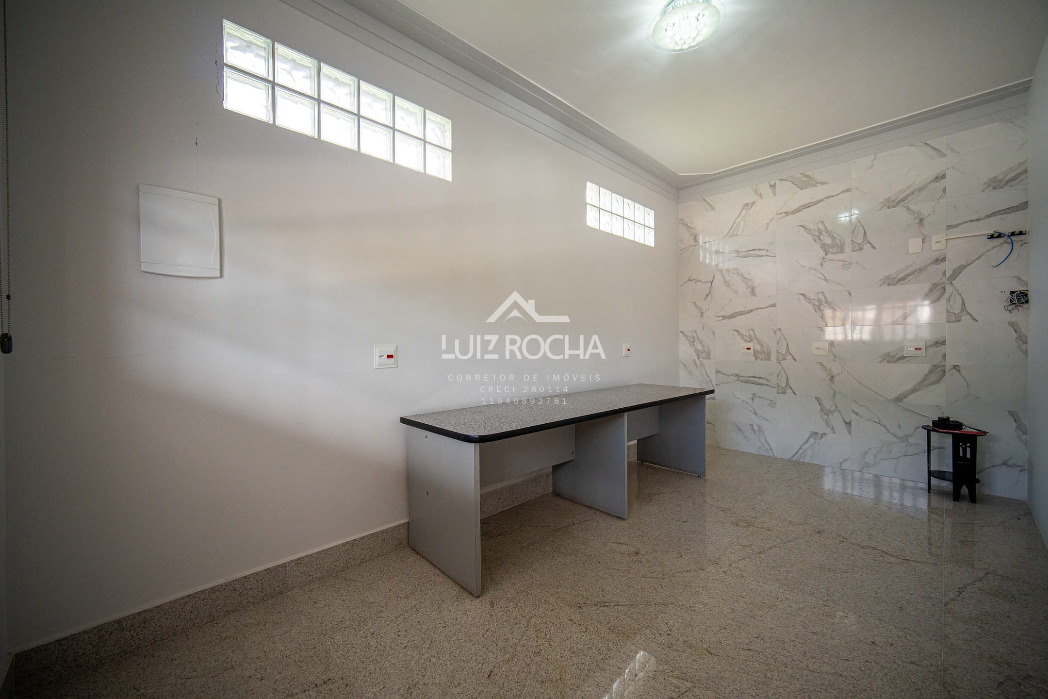 Casa à venda com 3 quartos, 400m² - Foto 35