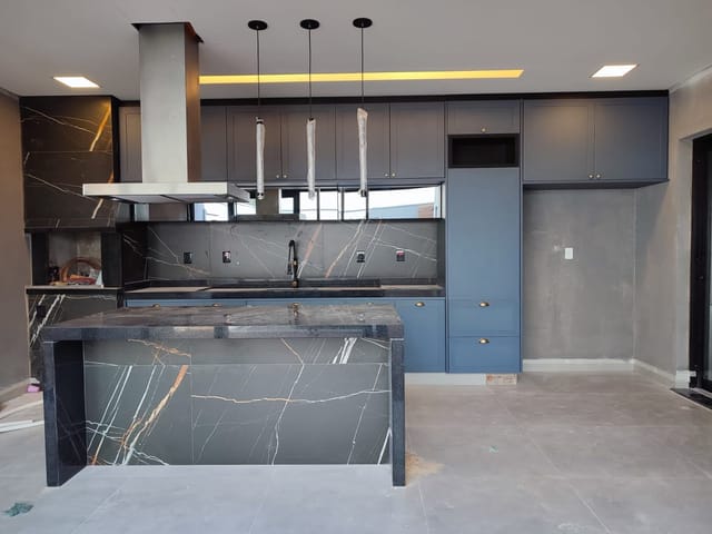 Casa 3 quartos e 3 banheiros, à venda, no bairro Residencial Gaivota II em São José do Rio Preto