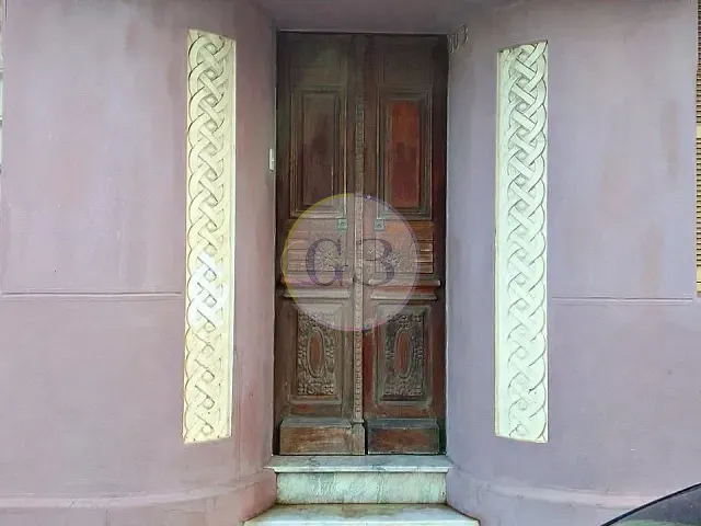 Casa 3 quartos e 3 banheiros, à venda ou para alugar, no bairro Centro em Pelotas