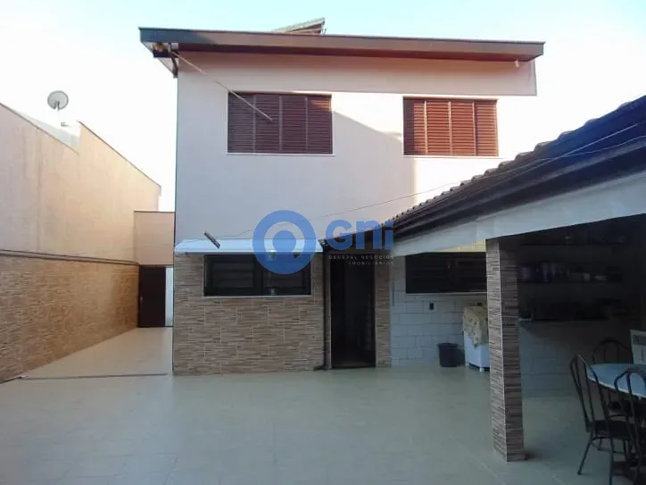 Casa, 3 quartos, 272 m² - Foto 23