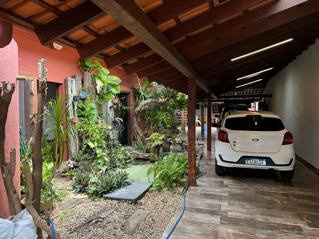 Casa com 400m² 4 quartos e 3 banheiros, à venda, no bairro Miguel Martini em Jaguariúna