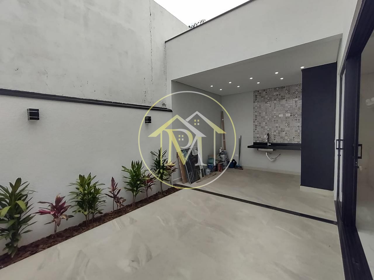 Casa à venda com 3 quartos, 121m² - Foto 8