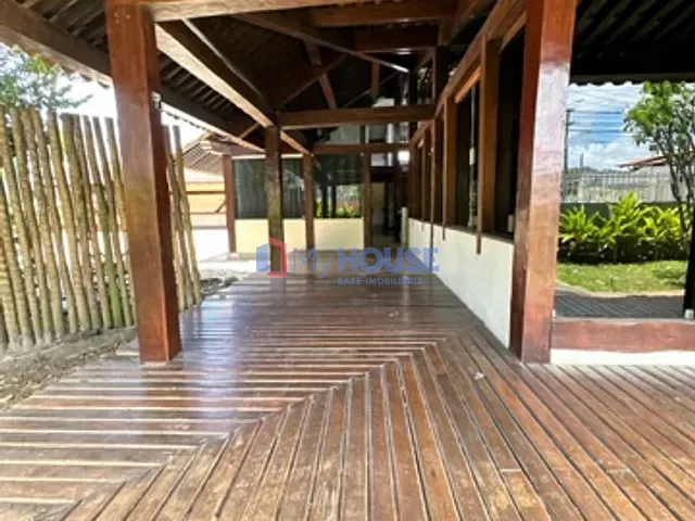 Casa com 850m² 4 quartos e 4 banheiros, à venda, no bairro Pontal em Ilhéus