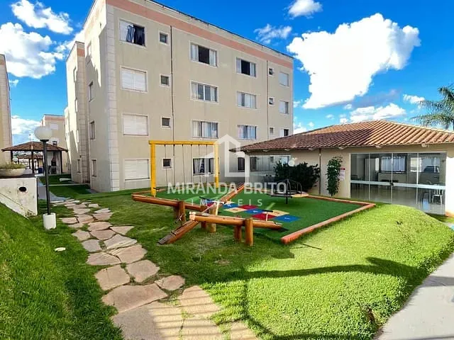 Casa 2 quartos e 1 banheiro, à venda, no bairro Parque Primavera em Aparecida de Goiânia
