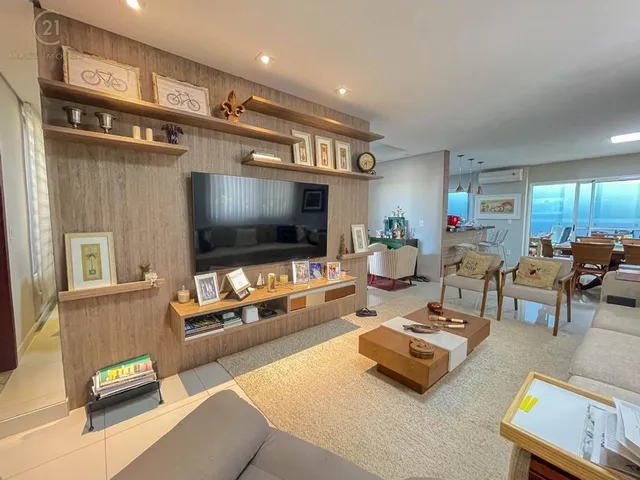 Casa com 221m² 3 quartos e 4 banheiros, para alugar, no bairro Esperança em Londrina