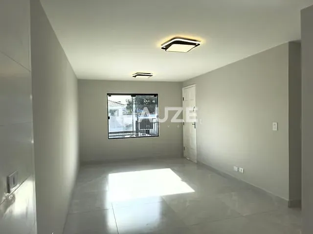 Casa com 120m² 3 quartos e 1 banheiro, à venda, no bairro Barreirinha em Curitiba