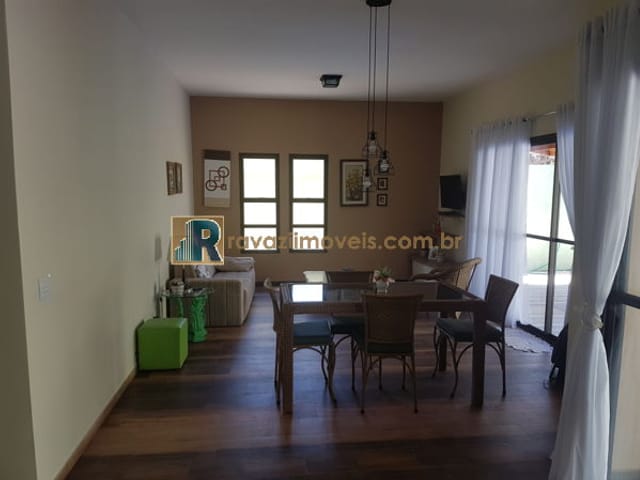 Casa com 489m² 3 quartos e 4 banheiros, à venda, no bairro Vila Omízollo em Louveira
