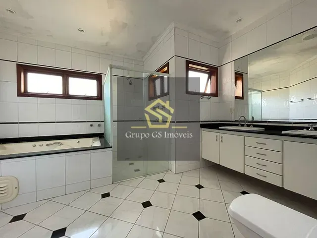 Casa com 1000m² 5 quartos e 6 banheiros, à venda ou para alugar, no bairro Pinheiro em Valinhos