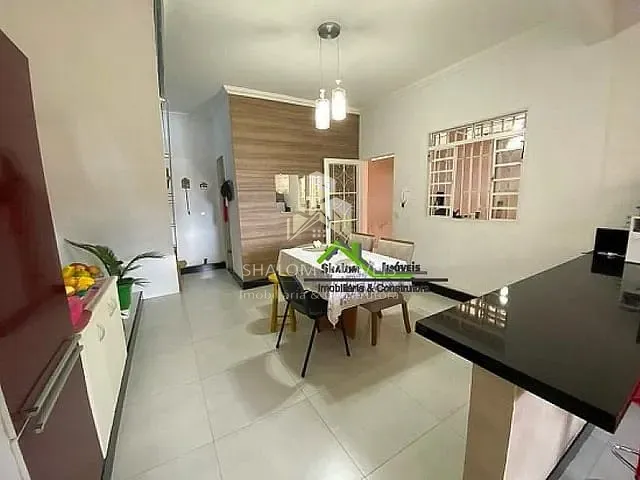 Casa com 189m² 2 quartos e 1 banheiro, à venda, no bairro Parque Xangri-La em Contagem