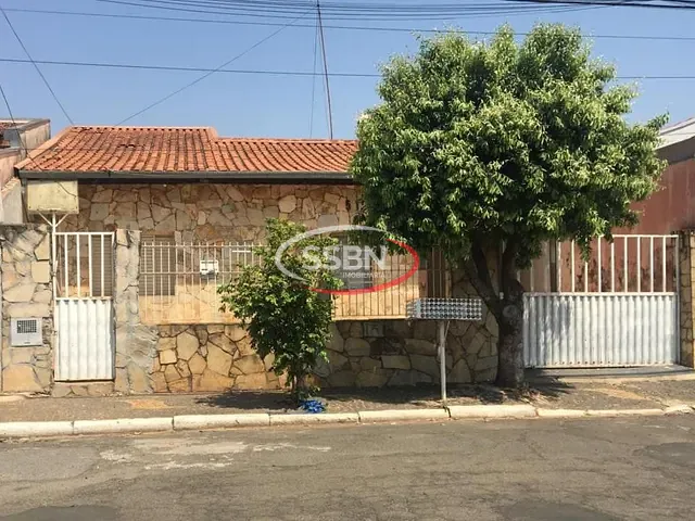 Casa com 280m² 3 quartos e 2 banheiros, à venda, no bairro Vila Azenha em Nova Odessa
