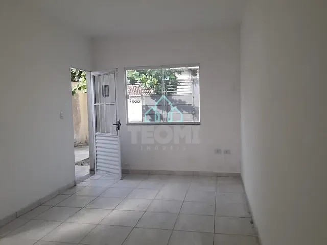 Casa com 150m² 2 quartos e 1 banheiro, à venda, no bairro Residencial Santa Izabel em Taubaté