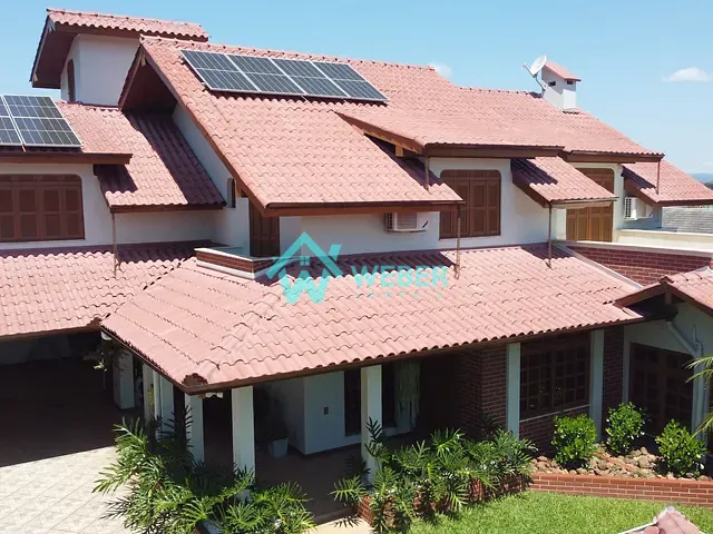 Casa 3 quartos e 5 banheiros, à venda, no bairro Metzler em Campo Bom