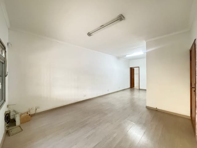 Foto do Casa - 🌟 Seu Espaço dos Sonhos na Mooca: Casa de 245m² com 7,30x49! 4 Dormitórios, 4 Vagas e Salão de Festas! 🌟 | Organização Imobiliária Açores