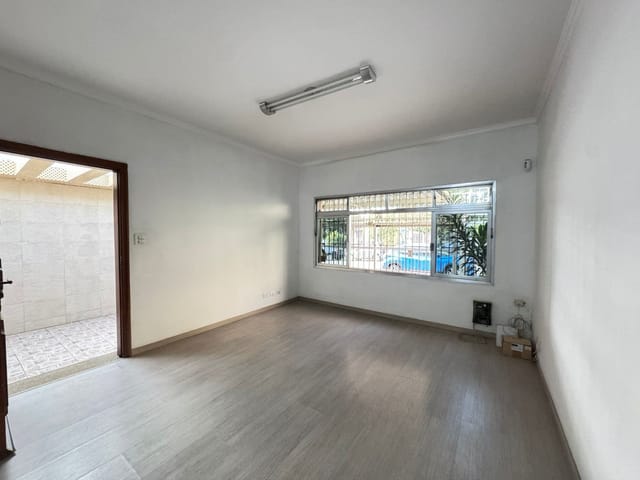 Foto do Casa - 🌟 Seu Espaço dos Sonhos na Mooca: Casa de 245m² com 7,30x49! 4 Dormitórios, 4 Vagas e Salão de Festas! 🌟 | Organização Imobiliária Açores