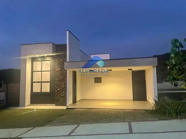 Casa com 323m² 3 quartos e 5 banheiros, à venda, no bairro Residencial Fazenda Casa Grande em Taubaté