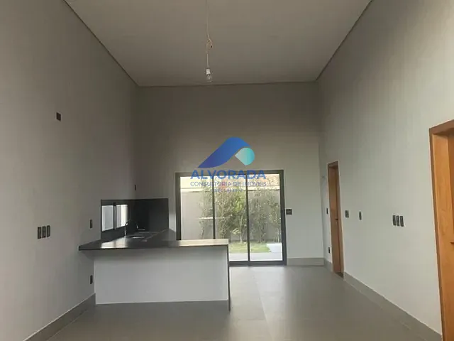 Casa com 323m² 3 quartos e 5 banheiros, à venda, no bairro Residencial Fazenda Casa Grande em Taubaté