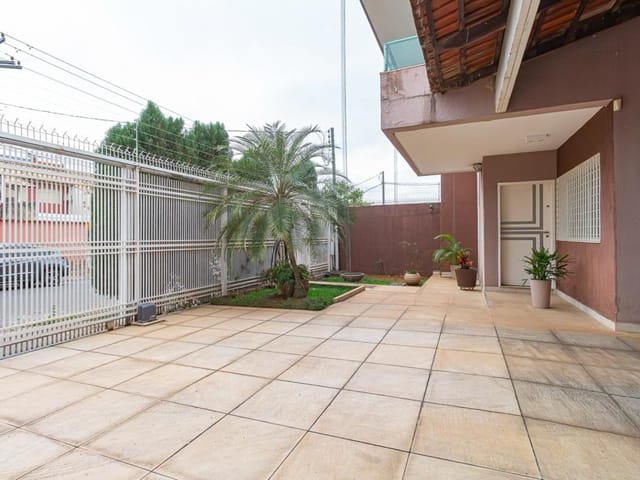 Sobrado com 468m² 4 quartos e 6 banheiros, à venda, no bairro Jardim América em Goiânia