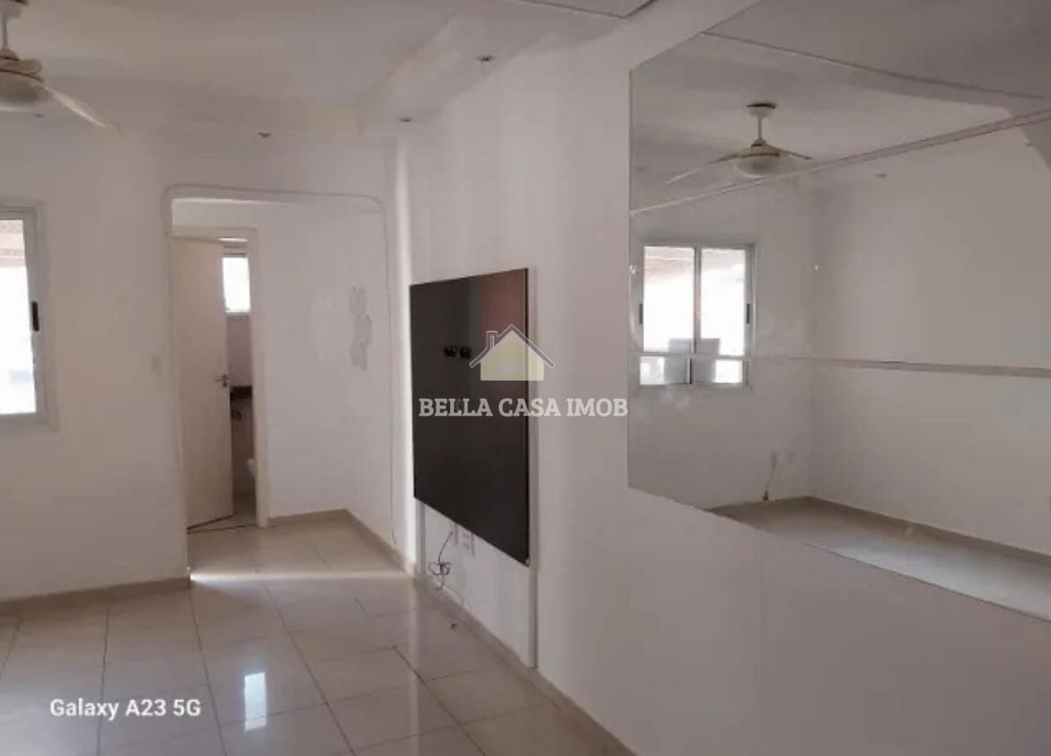 Casa à venda com 2 quartos, 74m² - Foto 5