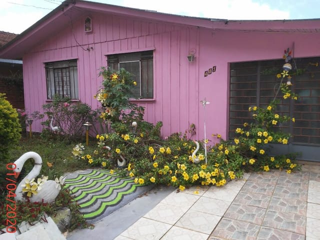 Casa com 363m² 3 quartos e 1 banheiro, à venda, no bairro Oficinas em Ponta Grossa