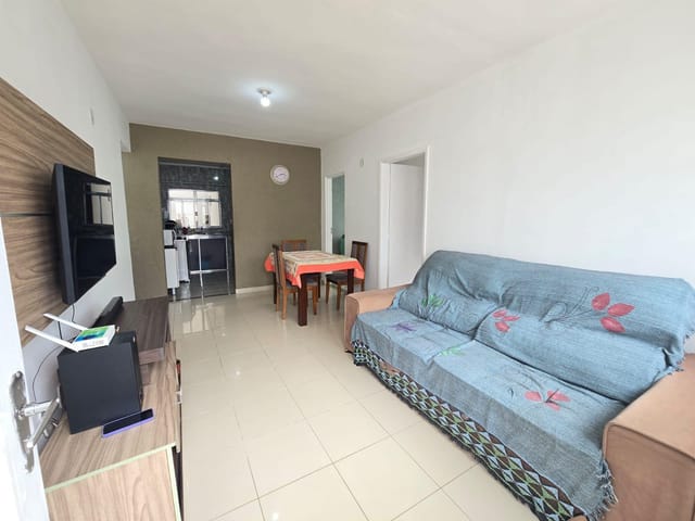 Casa com 250m² 2 quartos e 2 banheiros, à venda, no bairro Vila Paulista em Mogi das Cruzes