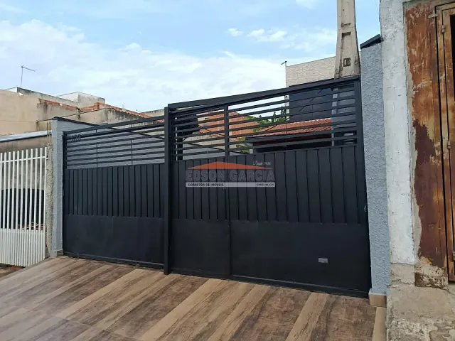 Casa com 125m² 2 quartos e 2 banheiros, à venda, no bairro Parque São Bento em Sorocaba