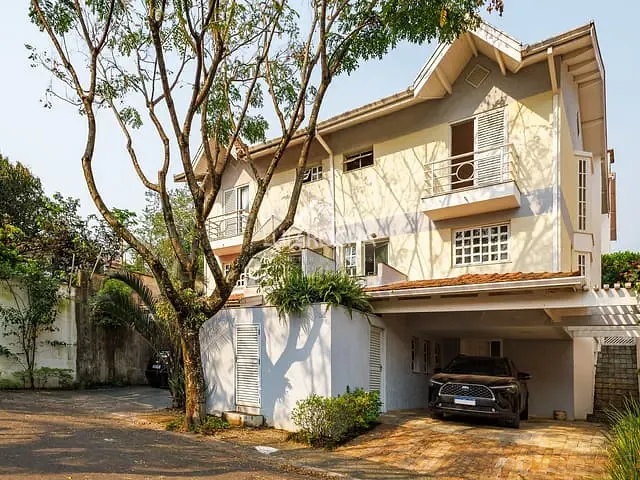 Casa com 156m² 3 quartos e 3 banheiros, à venda, no bairro Granja Viana em Cotia