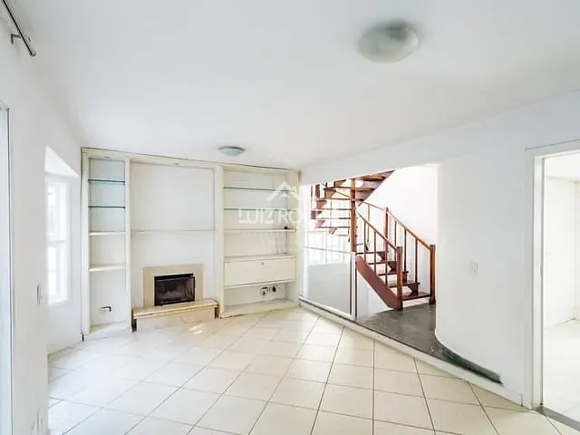 Casa com 156m² 3 quartos e 3 banheiros, à venda, no bairro Granja Viana em Cotia