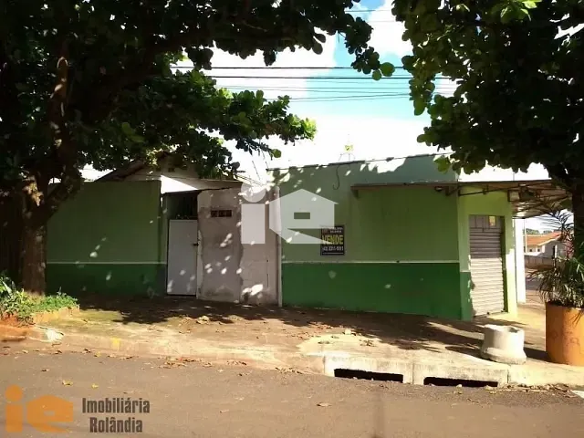 Casa 3 quartos e 1 banheiro, à venda, no bairro Jardim Novo Horizonte em Rolândia